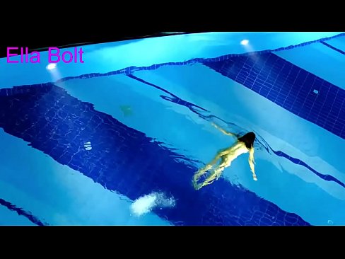 ❤️ I can't stop watching, young blonde caught swimming nude in ELLA BOLT resort pool Super porn at porn en-us.kassa-standupbar.ru ❤